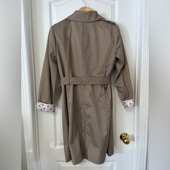 Jacob Trench Coat with Belt - Picture 2 of 5